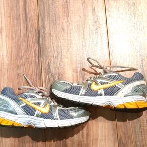 ! Nike Air Citrus 2  Running Sneakers size 6